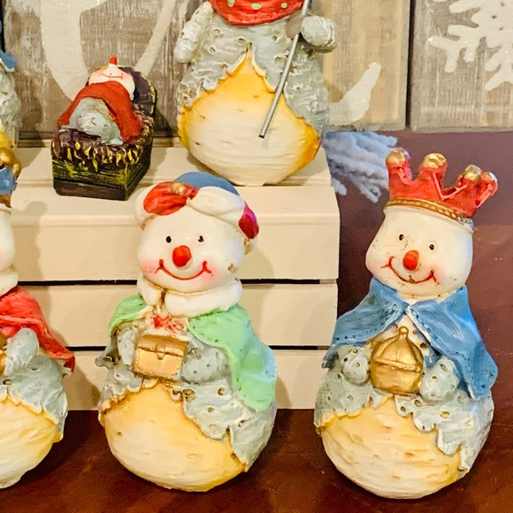Snowman Nativity Set of 7 - Picture 3 of 10